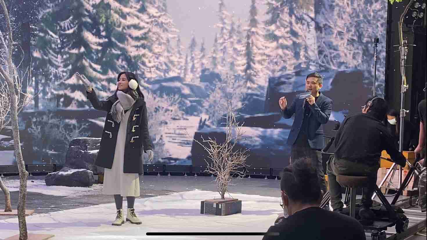 彩运网以ALED先进显屏技术，，与金马奖视觉特效团队“再现影像”携手合作打造LED虚拟摄影棚，，，提供沉浸式表演体验，，并精简拍摄成本与时间